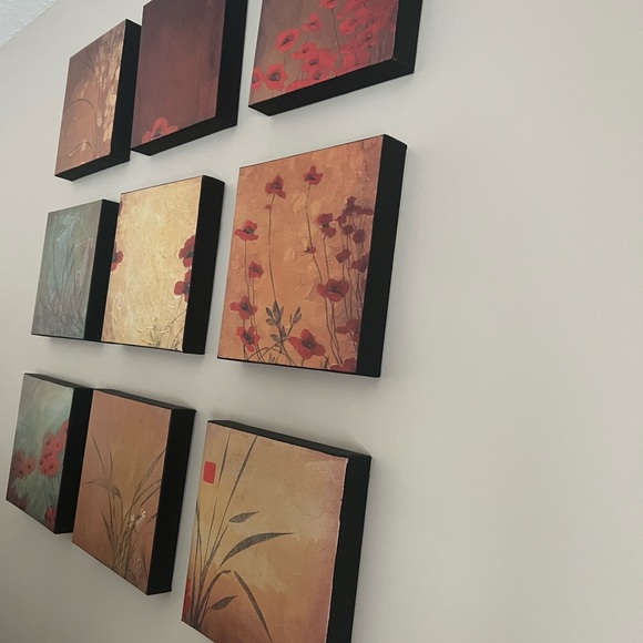 Li-Leger poppy 9 canvas frame 39” x 39” - Picture 4 of 5